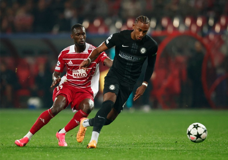 Sturm Graz được đánh giá cao hơn Hearts